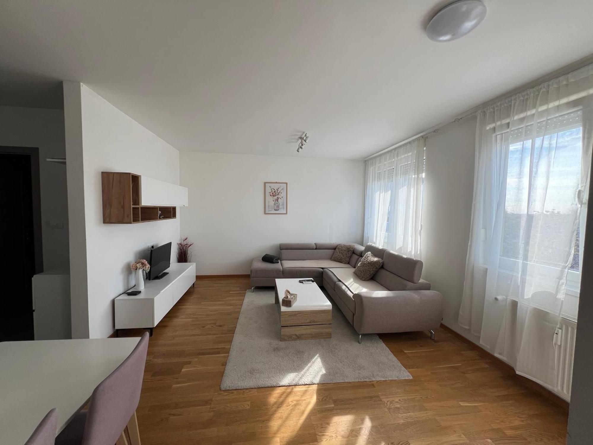 Cozy Anna * Subotica